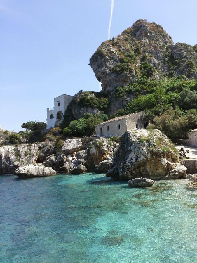 Delizia * Scopello (Sicily)